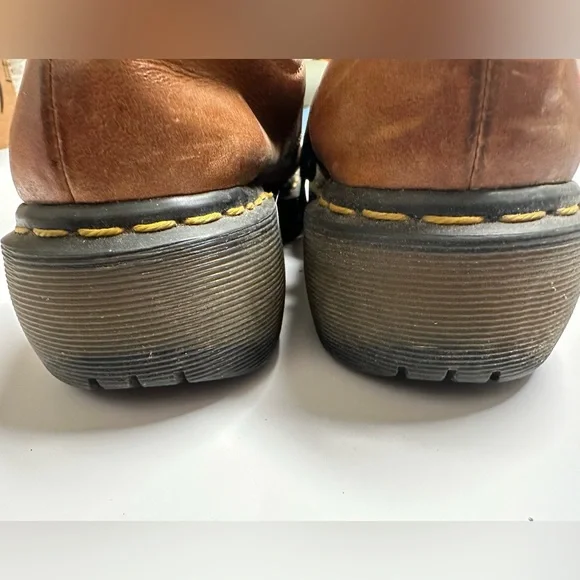 Vintage Dr. Martens Shoes Women’s Brown Leather Oxford with Thick Sole - Picture 4 of 9